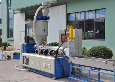 Lärmarmes Plastikwiederverwertungsausrüstungs-Energie-Einsparungs-weiches Material 90-110 Kilowatt